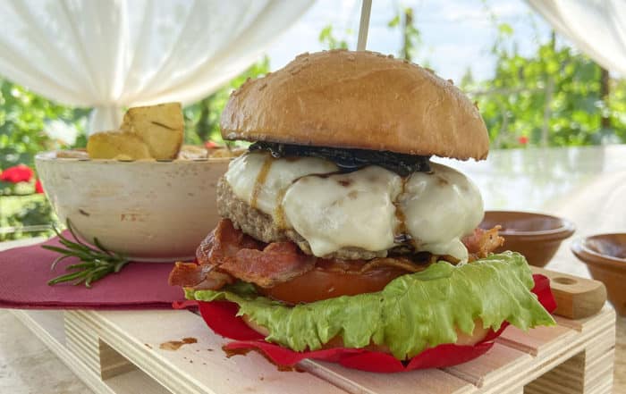 Hamburger americano fatto in casa