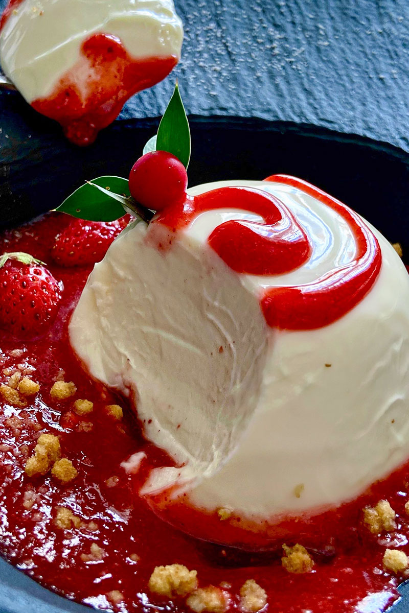 panna-cotta3 Panna Cotta Strawberry Sauce recipe